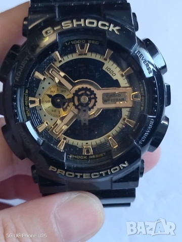часовник Casio G-Shock GA-110GB.