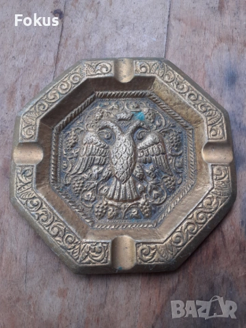 Пепелник бронз двуглав орел