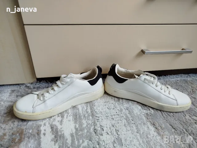 маратонки 43 номер  Guess, снимка 6 - Маратонки - 49747840