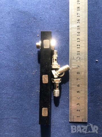 Пневматика рейка колектор четири пътна 1/4 цола