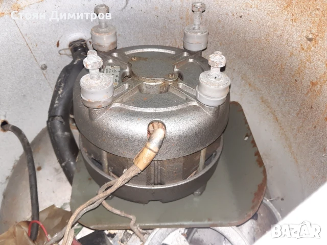 Ретро съветска пералня Riga-8 за части или експонат, снимка 9 - Перални - 47398463