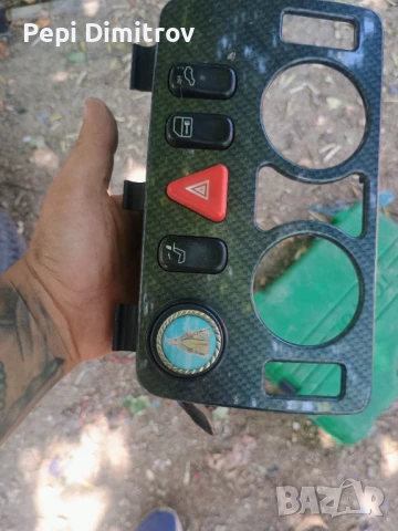 Централна конзола Mercedes CLK C208, снимка 2 - Части - 51116486