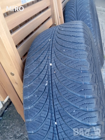 Всесезонни гуми 16 цола 215/65   , снимка 3 - Гуми и джанти - 51861635
