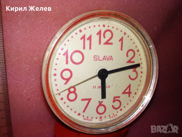 SLAVA MADE in USSR Стар КОЛЕКЦИОНЕРСКИ РУСКИ БУДИЛНИК МЕХАНИЧЕН НАСТОЛЕН ЧАСОВНИК СЛАВА СССР 43093, снимка 3 - Антикварни и старинни предмети - 44534309