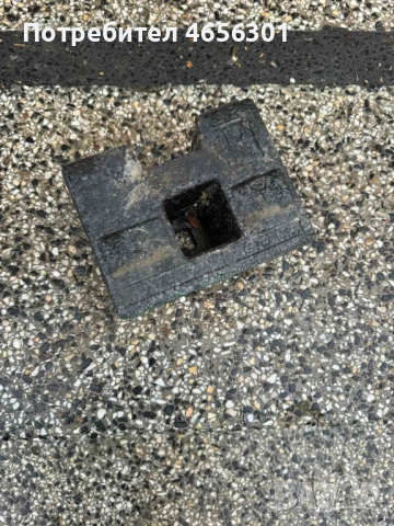 Абсорбер предна броня на Мерцедес Mercedes W202 само за 10лв. a2028852237, снимка 2 - Части - 52484481