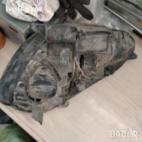 Десен фар за Subaru Tribeca , снимка 2 - Части - 48083099