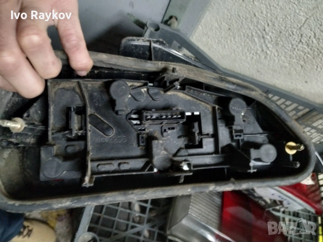 Десен стоп за Пежо 406 Peugeot 406, снимка 3 - Части - 52735848