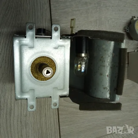 Части за микровълнова печка Conegliano, снимка 8 - Печки, фурни - 47468719