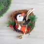 3388 Коледен венец с декорация пингвинче, 15см