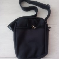 Мъжка чантичка за рамо Adidas с регулируема дръжка, снимка 2 - Чанти - 40639566