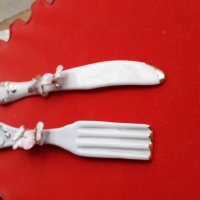 Порцелан сет виличка и ножче на Capodimonte с позлата, снимка 2 - Антикварни и старинни предмети - 40326000
