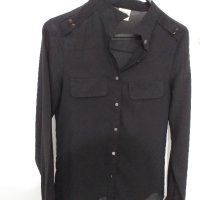 Черна риза S размер , снимка 1 - Ризи - 44494216