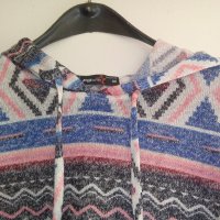 блуза суитчър, снимка 1 - Блузи с дълъг ръкав и пуловери - 31247947