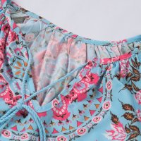 Дамска блуза в светлосиньо с принт на цветя, снимка 9 - Блузи с дълъг ръкав и пуловери - 40526078