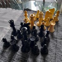 Куче,рафт,шахматни фигури,кутия,чаши,гипсови рамки и машинки за мелене, снимка 10 - Други - 44451118