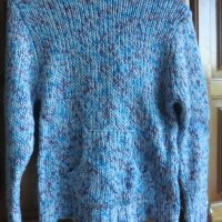 пуловер с качулка, снимка 2 - Детски пуловери и жилетки - 38528897