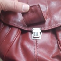 Елегантна дамска чанта кожена с презрамка, снимка 5 - Чанти - 35383528