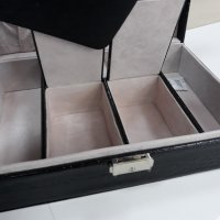 Черна кутия за бижута кожа метал, снимка 5 - Декорация за дома - 35106358