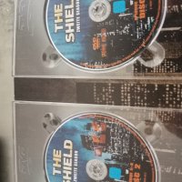 THE SHIELD -1 и 2 сезон-8 ДВД, снимка 6 - DVD филми - 42428779