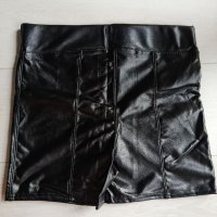 Къси кожени панталони, снимка 1 - Къси панталони и бермуди - 37337326
