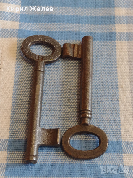 Два стари ключа от соца за брава за КОЛЕКЦИЯ ДЕКОРАЦИЯ БИТОВ КЪТ 29258, снимка 1