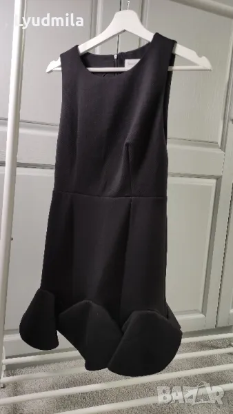 Класическа черна рокля, снимка 1