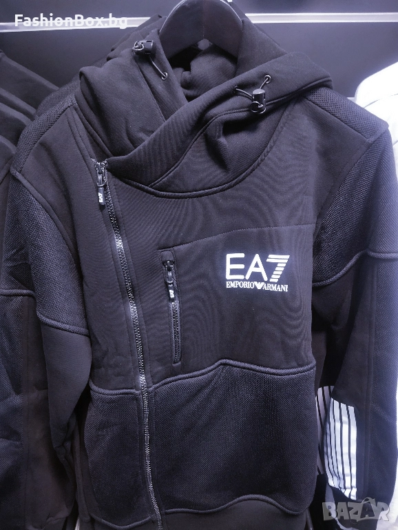 Ватиран спортен екип EA7., снимка 1