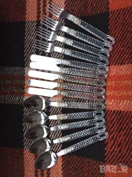 Комплект прибори за хранене в Прибори за хранене, готвене и сервиране в ...