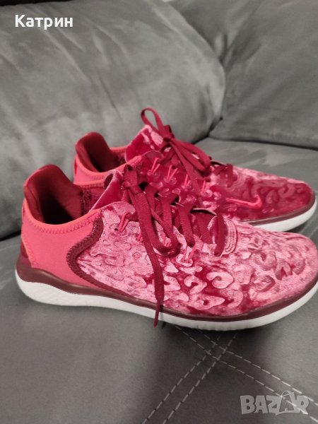 Дамски маратонки NIKE, снимка 1