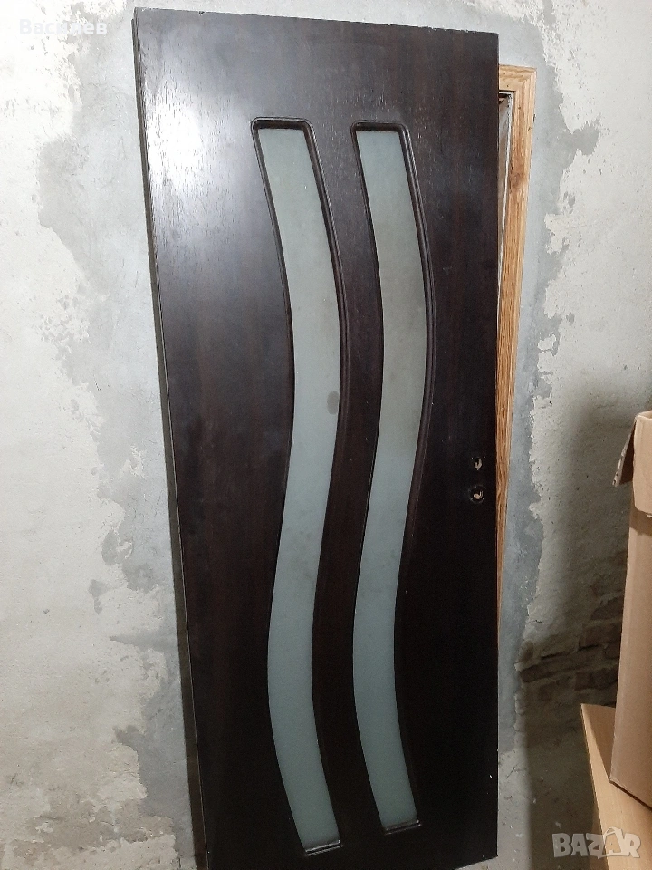 кафява врата , снимка 1