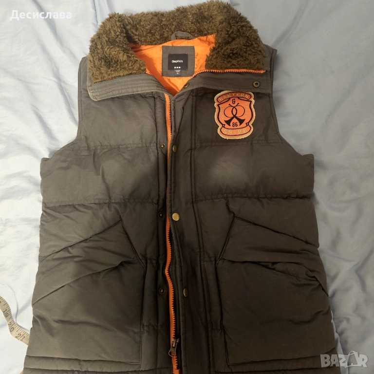 Детски есенно-зимев елек GAP, снимка 1