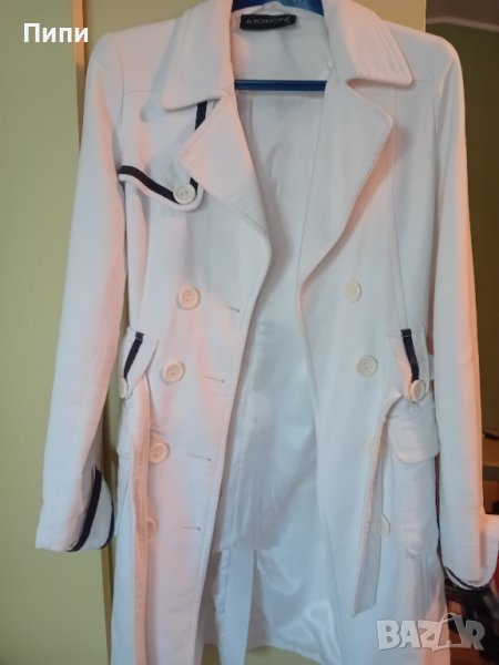леко ,вталено  бяло  палто с,м размер , снимка 1