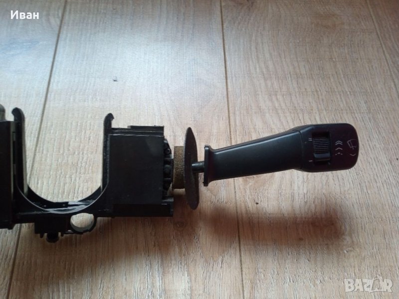 Лост за мигачи и чистачки за БМВ Е39, снимка 1