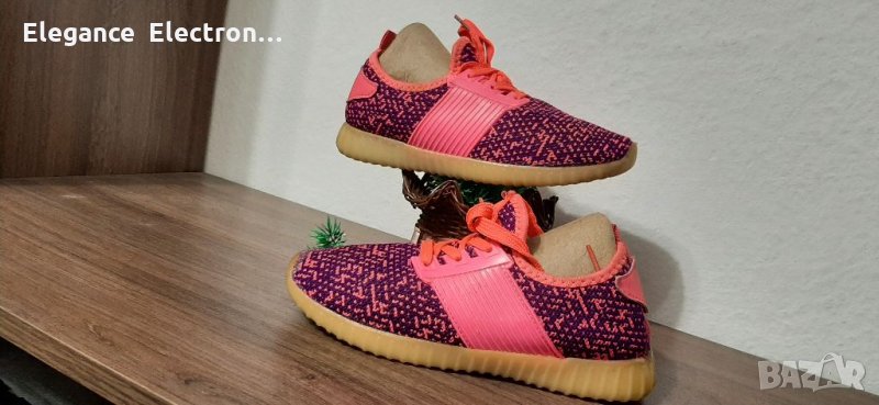 Дамски спортни маратонки 35 номер, снимка 1