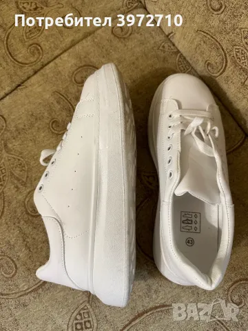 Бели дамски кецове , снимка 3 - Кецове - 47537722