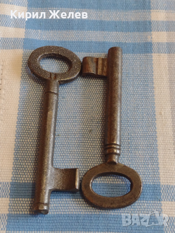Два стари ключа от соца за брава за КОЛЕКЦИЯ ДЕКОРАЦИЯ БИТОВ КЪТ 29258