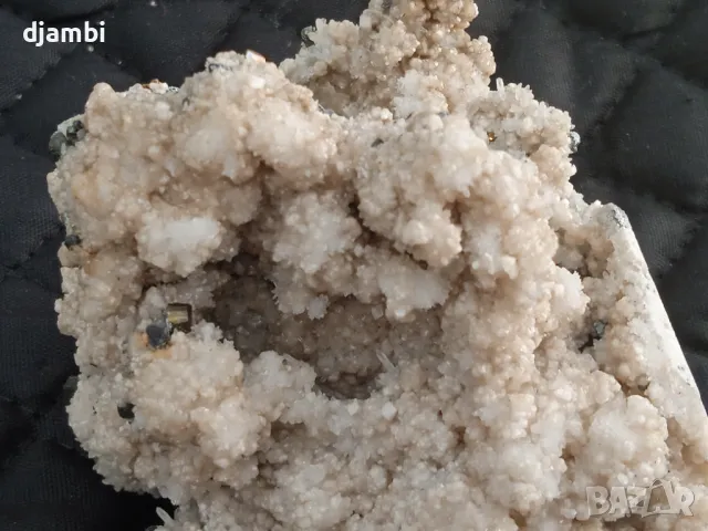 №200,Калцит,Кристали,Минерали,Родопи,, снимка 6 - Декорация за дома - 48831595