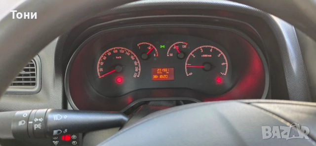 Опел Комбо , снимка 14 - Автомобили и джипове - 51919588