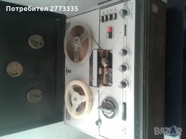 продавам стар магнетофон