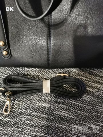Черна нова чанта , снимка 2 - Чанти - 40441756