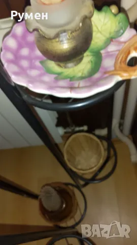 Чиния за стена и свещниче