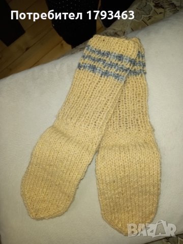Ръчно плетени детски чорапи от вълна, снимка 2 - Чорапи - 38657079