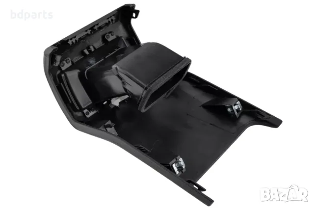 Централен заден въздуховод, VW, Golf 7 VII, Черен, снимка 2 - Части - 56142263