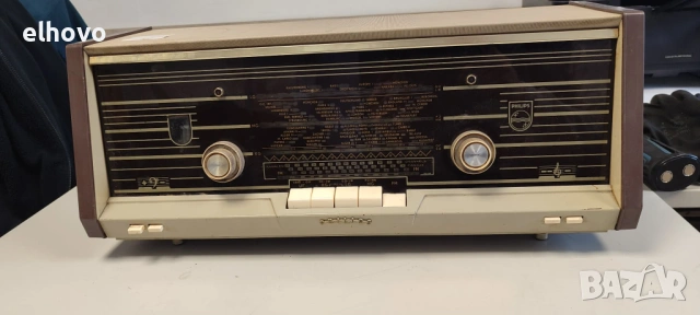 Старо лампово радио Philips B4X02A