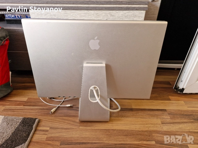 Монитор Apple A1082 - 23" без захранването, снимка 2 - Монитори - 52254107