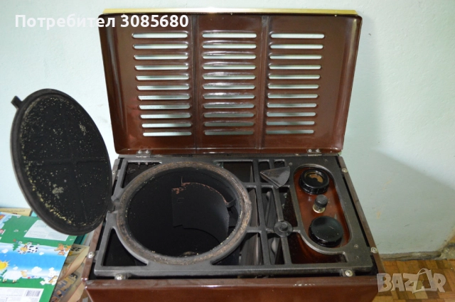 Соц. нафтова печка, снимка 2 - Печки, фурни - 52309576