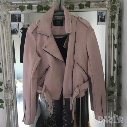 Розово яке Bershka