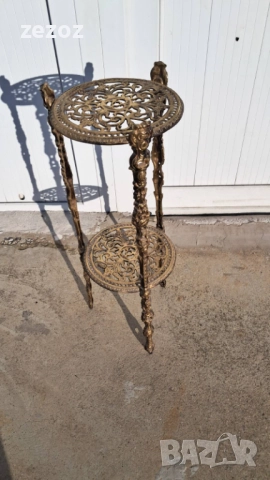 Алуминиева стойка в Ар Нуво стил