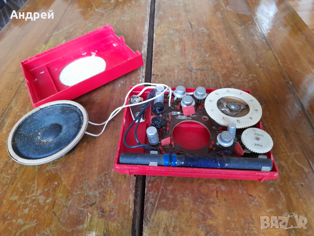 Старо радио,радиоприемник Звездочка #2, снимка 6 - Други ценни предмети - 44558913