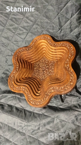 Индийски панер с дърворезба, сгъваем 